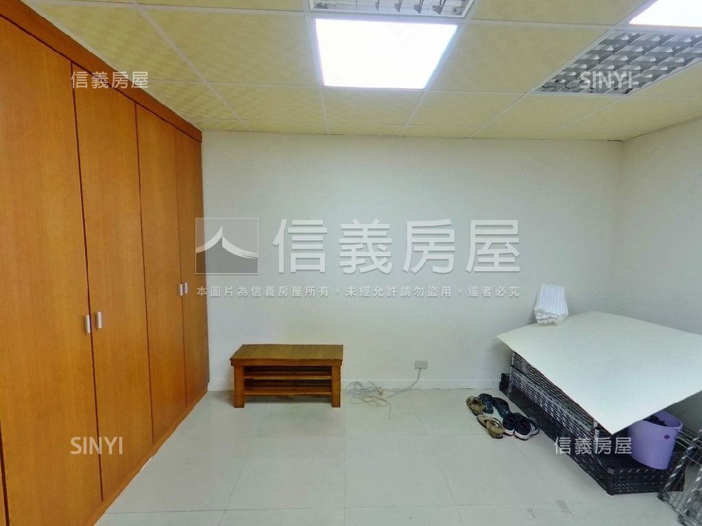 ✿轉角窗隔壁１Ｆ也不錯✿房屋室內格局與周邊環境