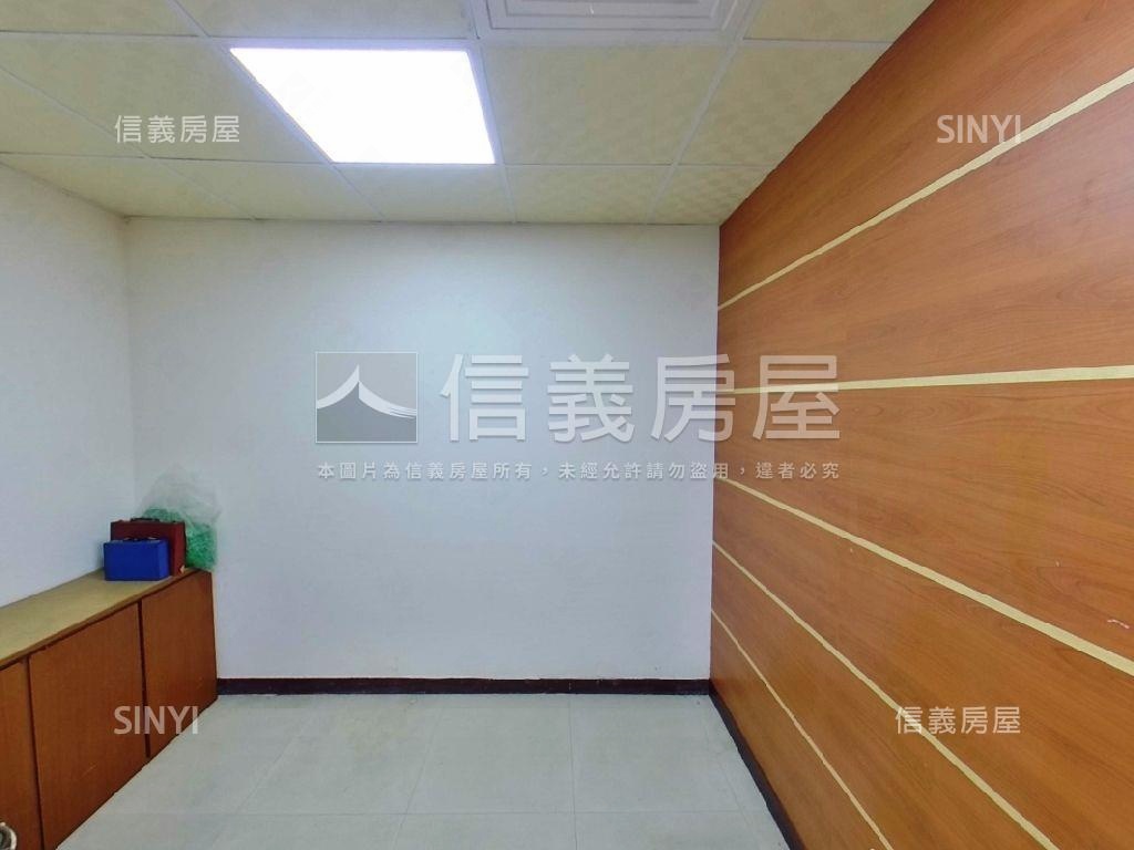 ✿轉角窗隔壁１Ｆ也不錯✿房屋室內格局與周邊環境