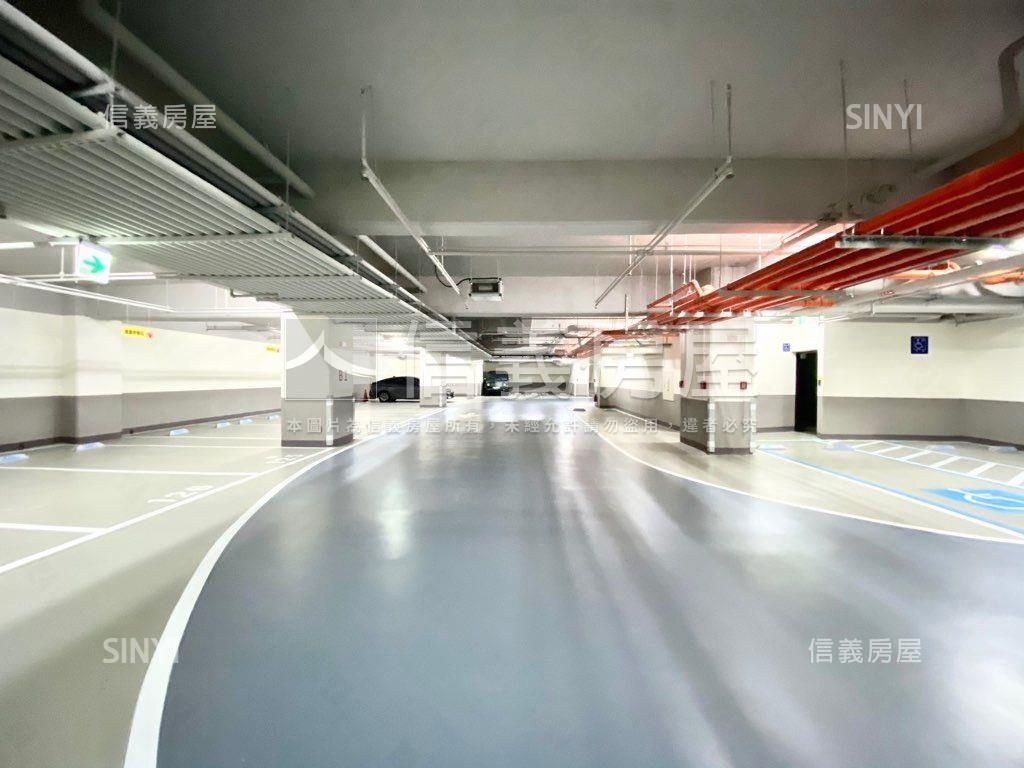 璞御Ｂ１獨立車位房屋室內格局與周邊環境