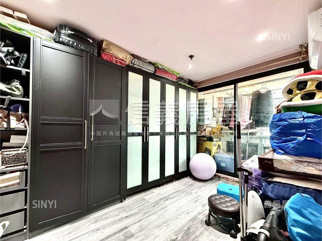 荷風麗品漂亮２房房屋室內格局與周邊環境