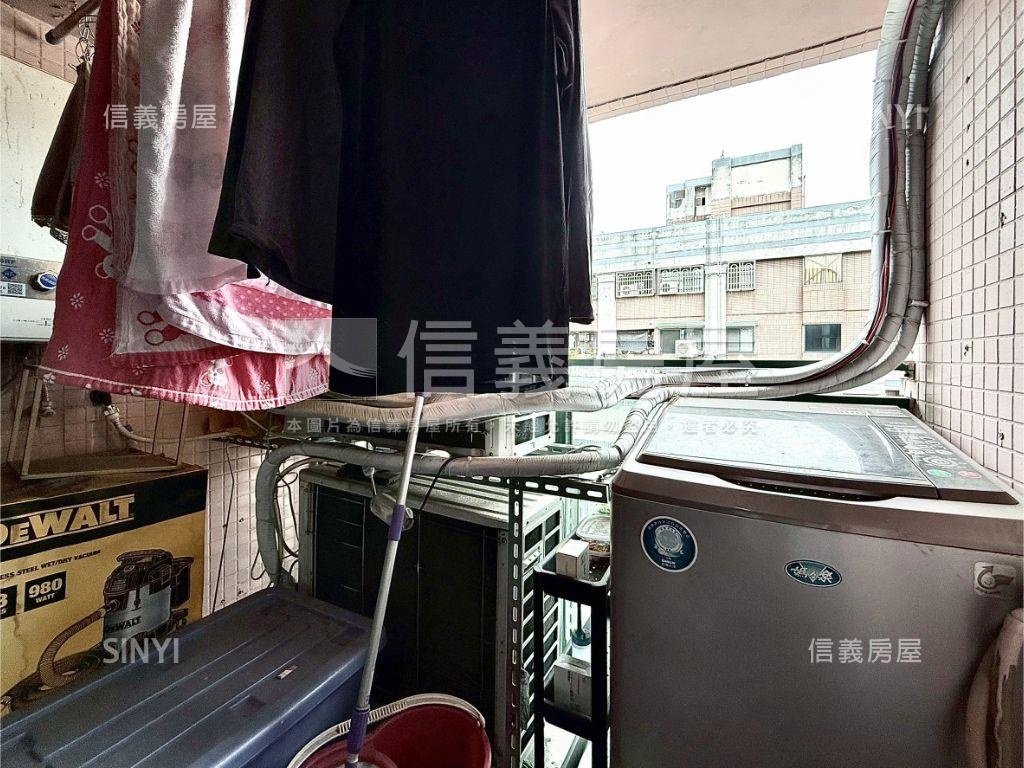 荷風麗品漂亮２房房屋室內格局與周邊環境