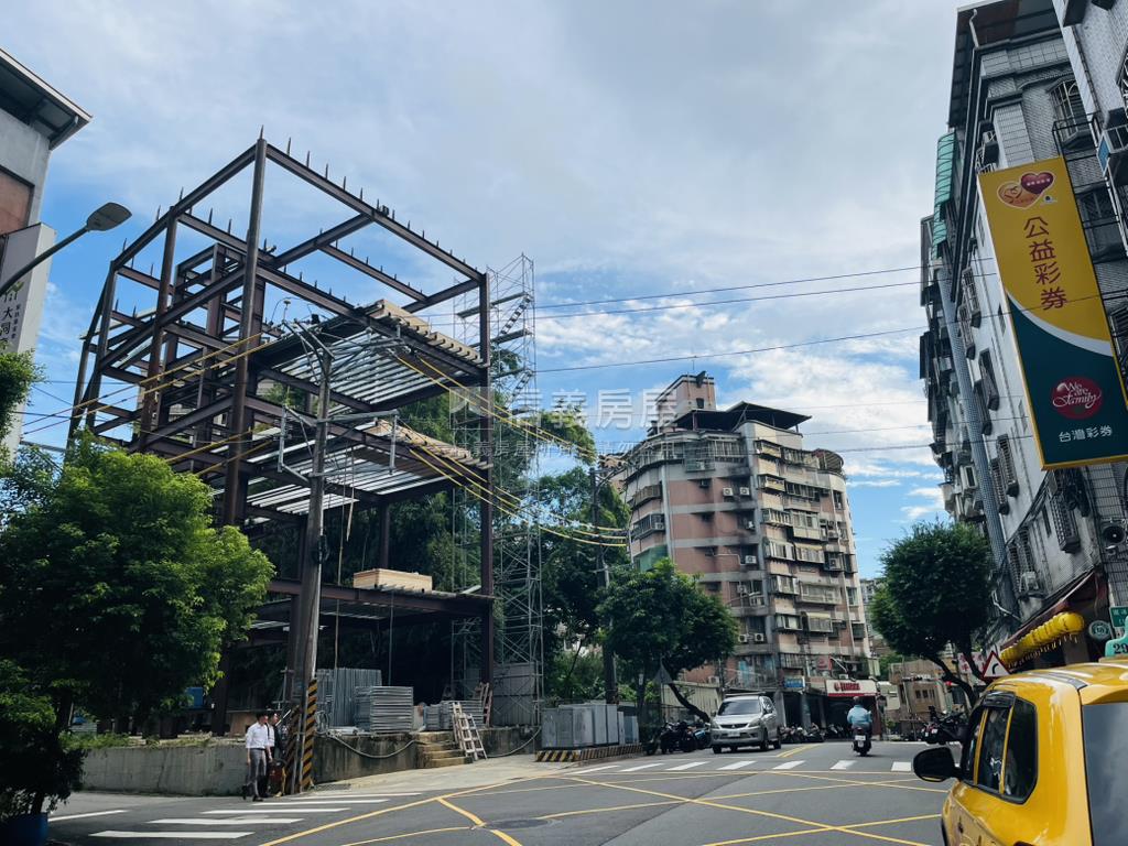 近景安站１＋２樓臨路住店房屋室內格局與周邊環境