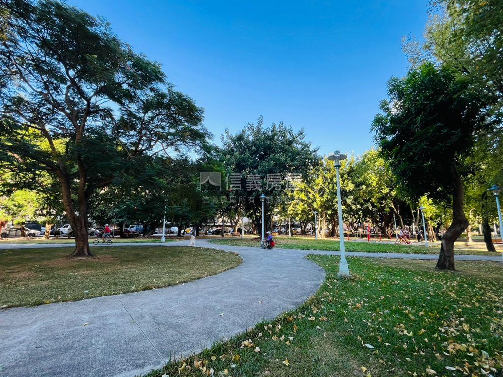 近景安站１＋２樓臨路住店房屋室內格局與周邊環境