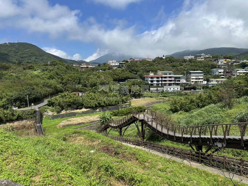 平菁街６１６坪，平坦土地房屋室內格局與周邊環境
