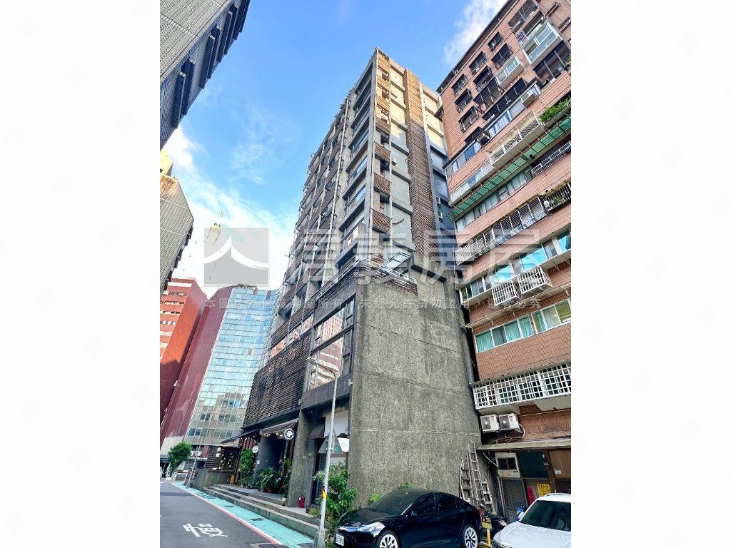 逸仙悅榕美妝挑高小豪邸房屋室內格局與周邊環境