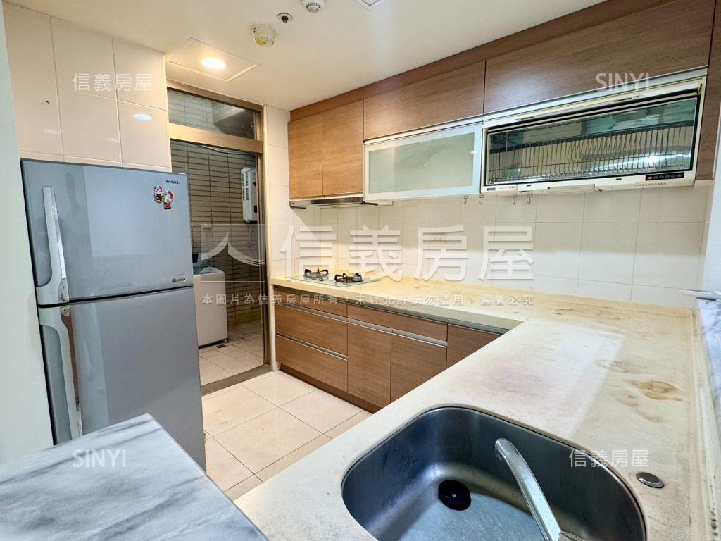 大學風呂·低總價美三房房屋室內格局與周邊環境