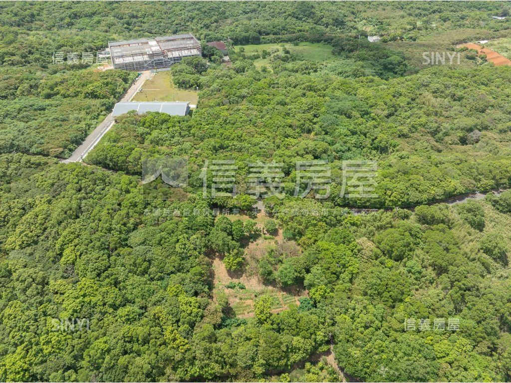 千坪雙面臨路櫻花大農地房屋室內格局與周邊環境