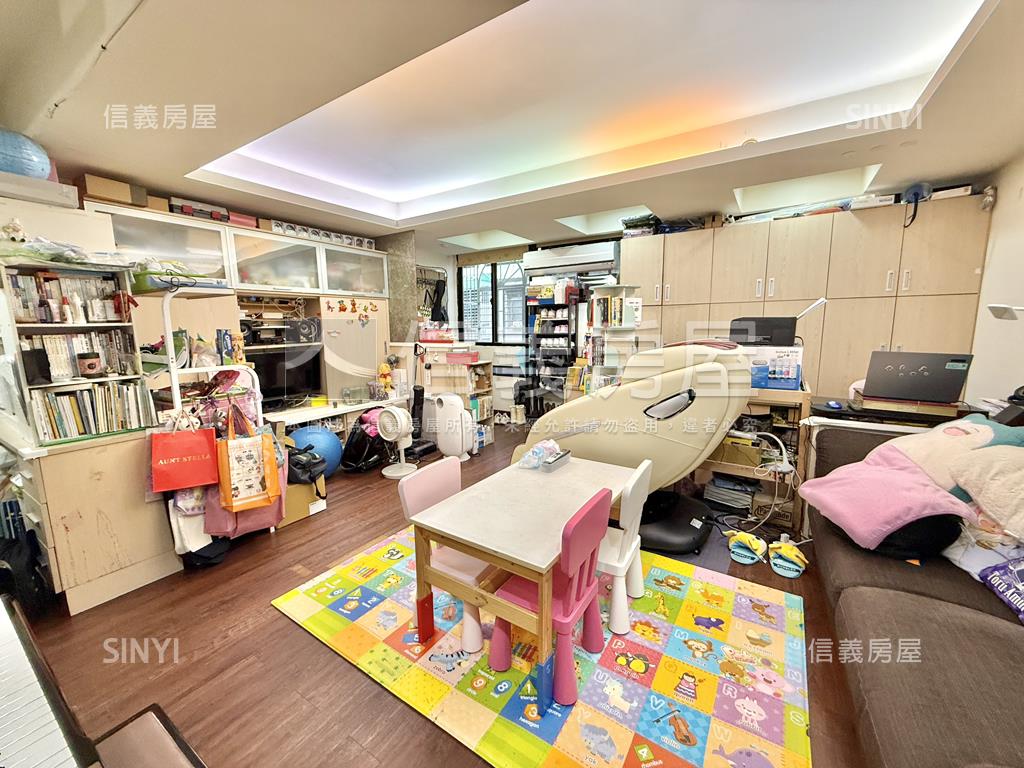 捷運邊間亮麗美寓房屋室內格局與周邊環境