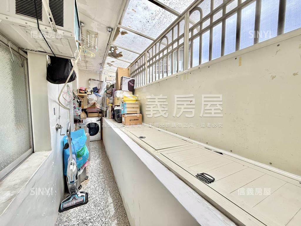 捷運邊間亮麗美寓房屋室內格局與周邊環境