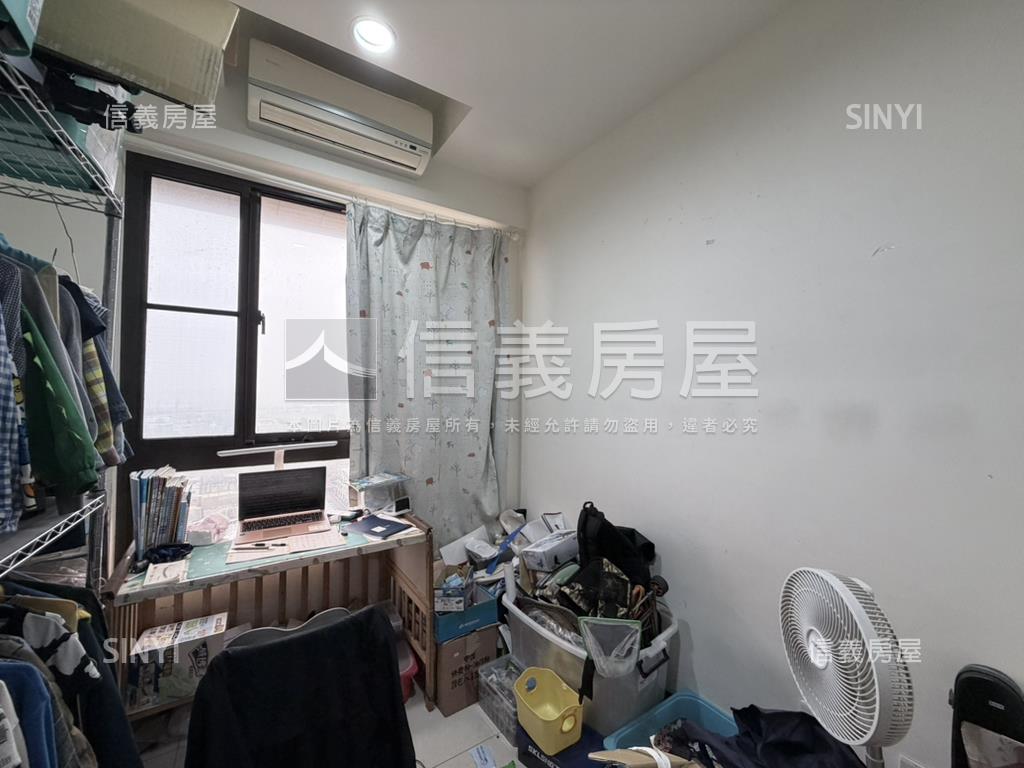 專任夢想家景觀兩房車位房屋室內格局與周邊環境