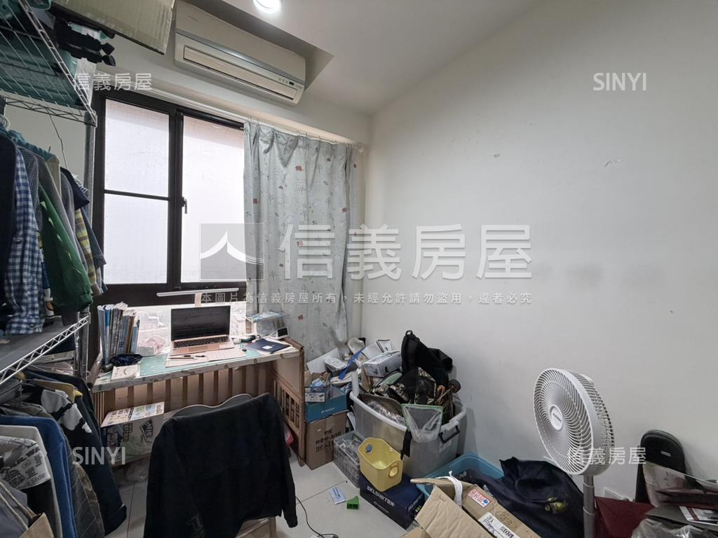 專任夢想家景觀兩房車位房屋室內格局與周邊環境