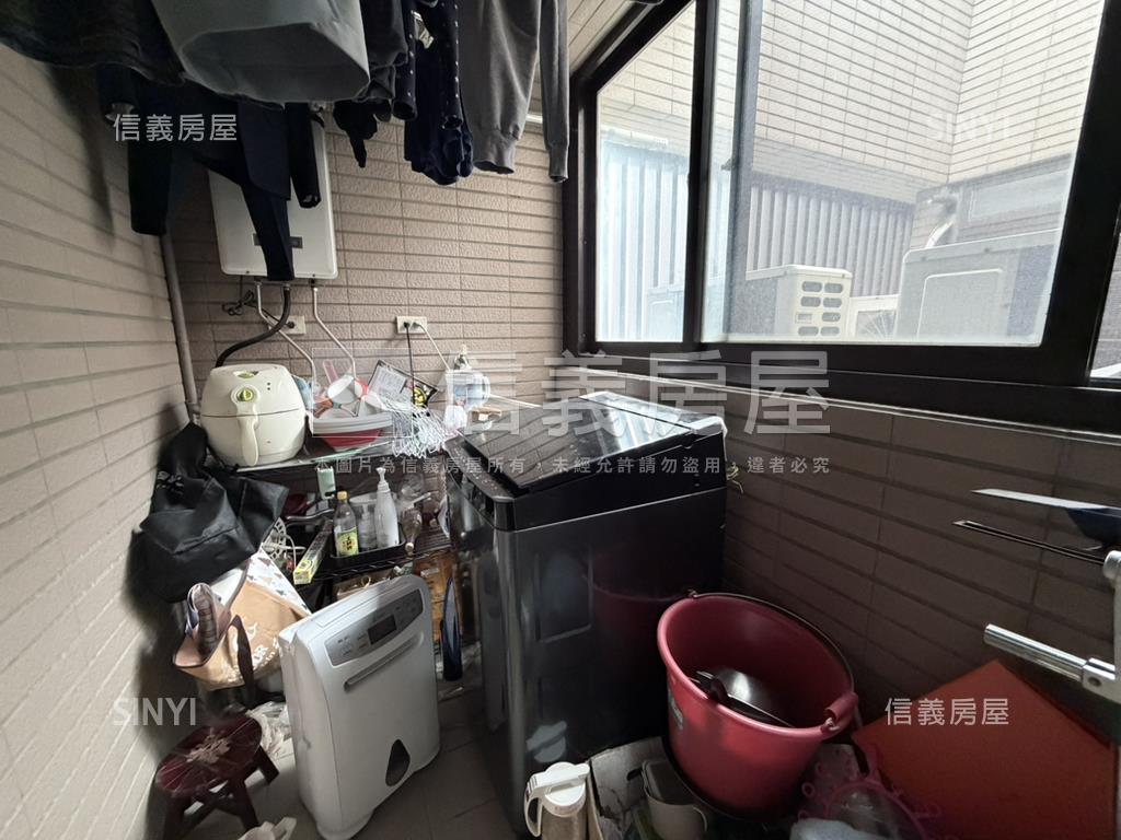 專任夢想家景觀兩房車位房屋室內格局與周邊環境