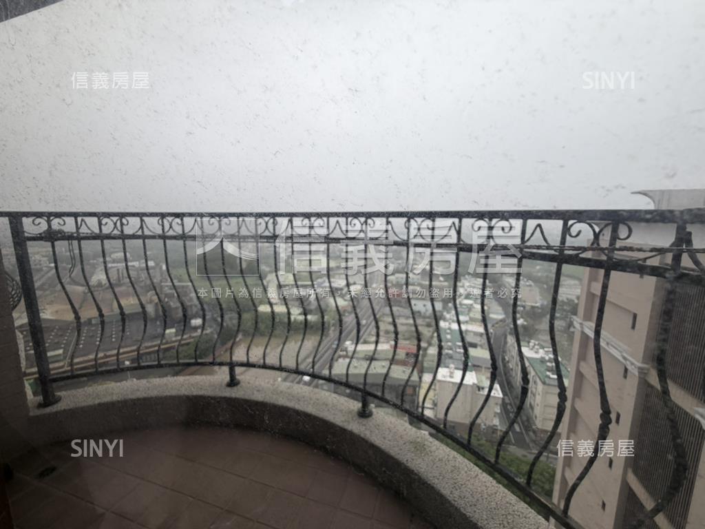 專任夢想家景觀兩房車位房屋室內格局與周邊環境