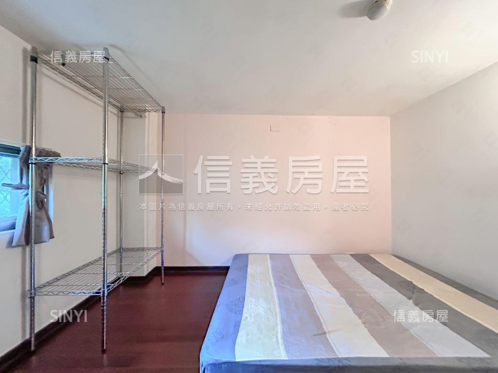 【世代名門】挑高好房車位房屋室內格局與周邊環境