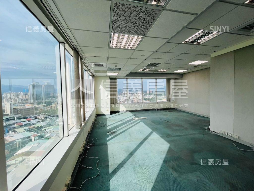 忠孝東路近捷運高樓純辦房屋室內格局與周邊環境