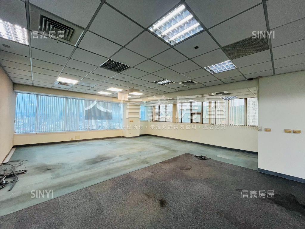忠孝東路近捷運高樓純辦房屋室內格局與周邊環境
