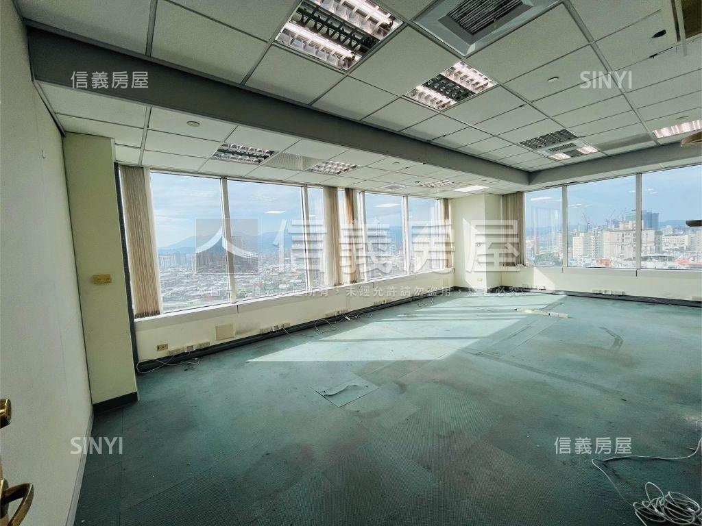 忠孝東路近捷運高樓純辦房屋室內格局與周邊環境