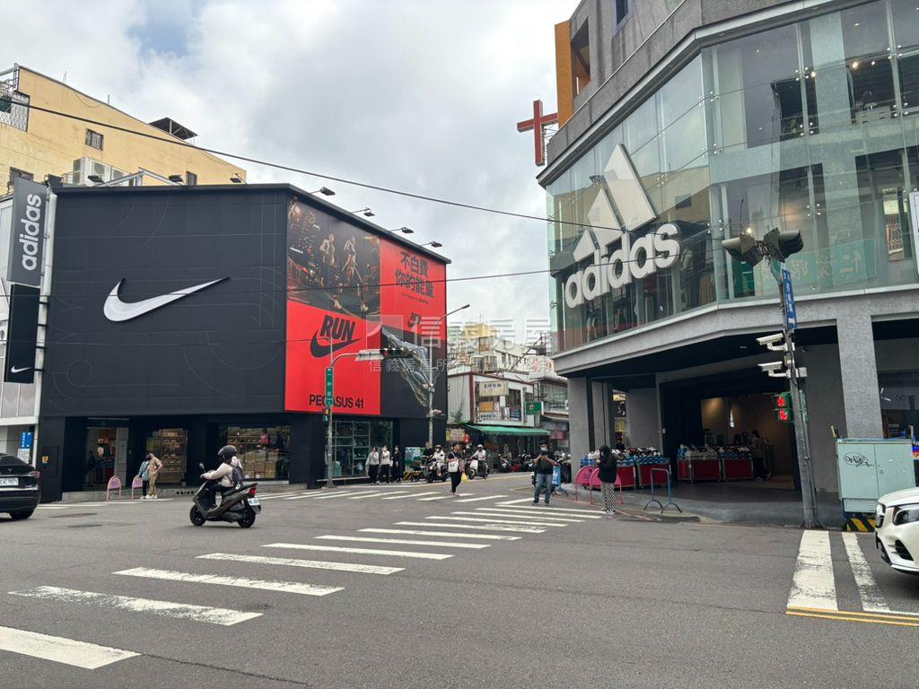 中醫商圈健行路三樓公寓房屋室內格局與周邊環境