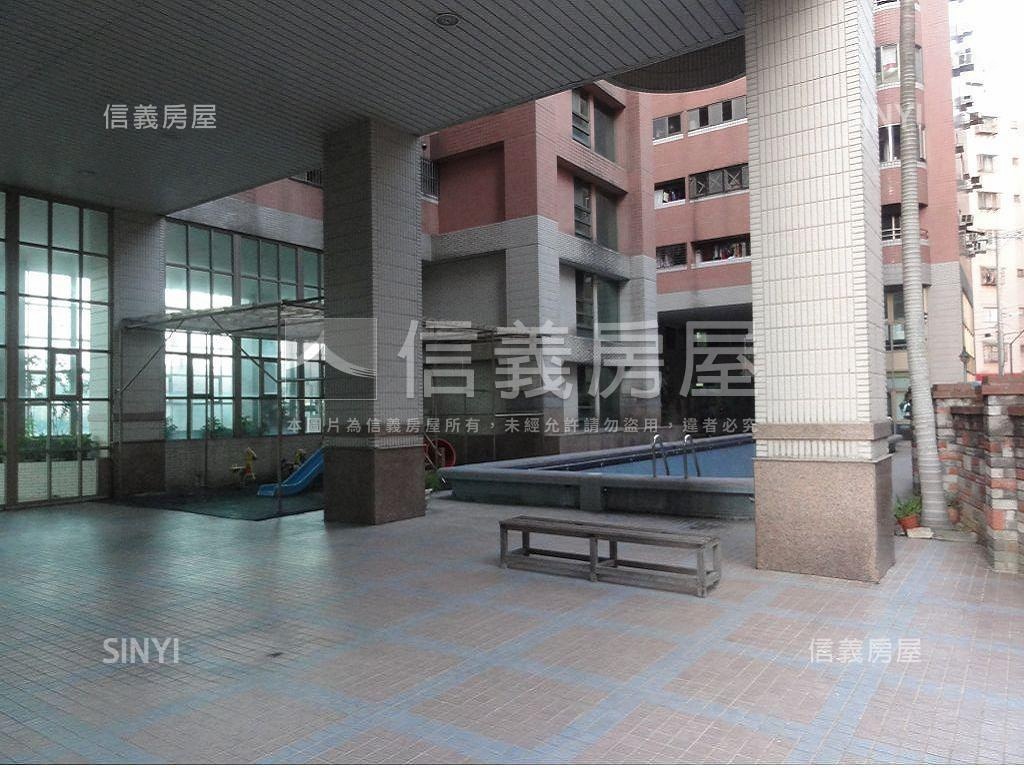 億馬當先－笑傲歡喜四房房屋室內格局與周邊環境