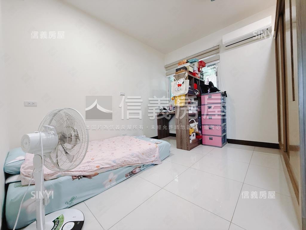 高質感３＋１房附坡平車位房屋室內格局與周邊環境