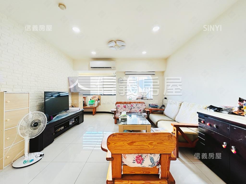 高質感３＋１附坡平車位房屋室內格局與周邊環境