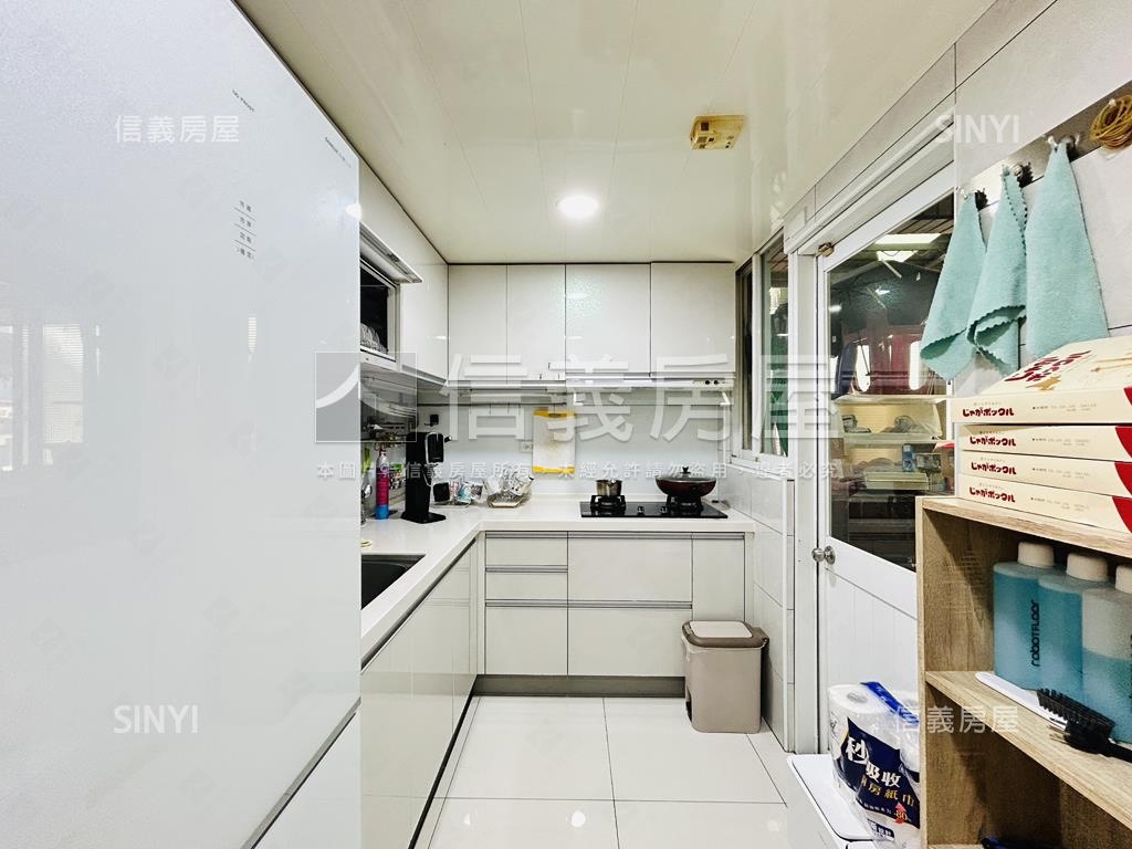 高質感３＋１附坡平車位房屋室內格局與周邊環境