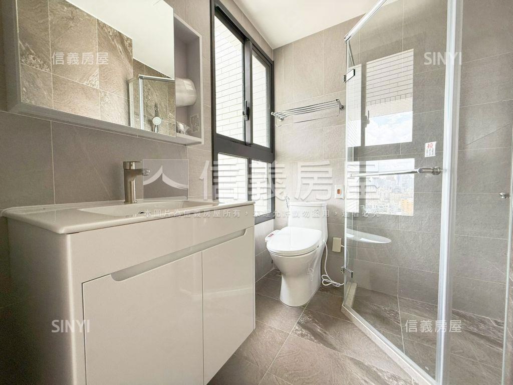 鼎泰中城高樓兩房平車房屋室內格局與周邊環境