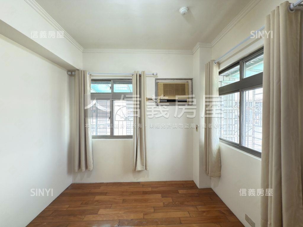 海山龍珠高樓兩房車位房屋室內格局與周邊環境