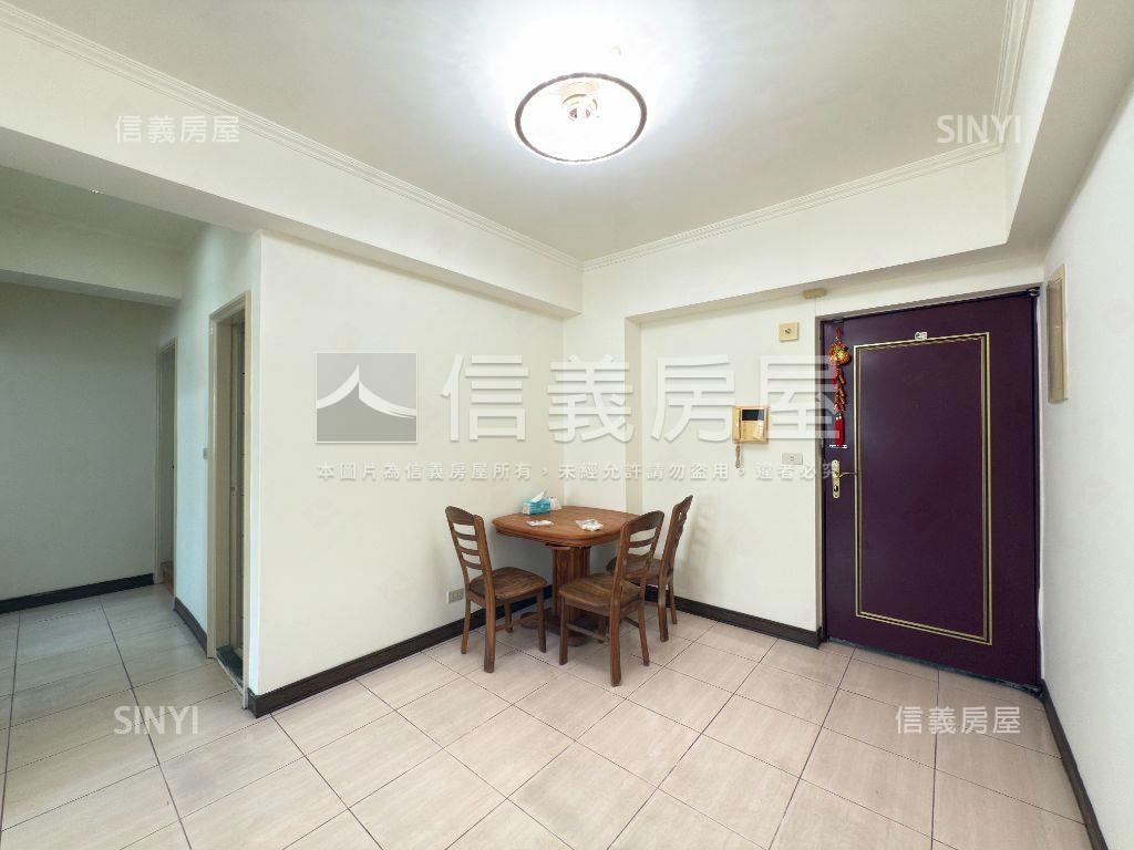 海山龍珠高樓兩房車位房屋室內格局與周邊環境