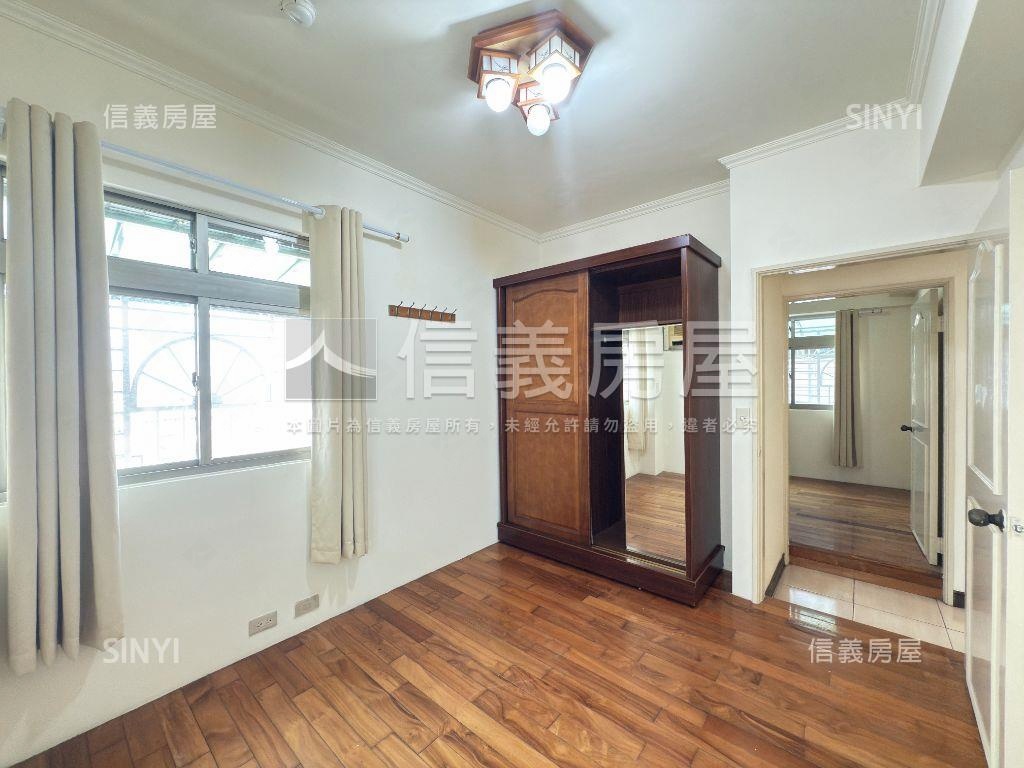 海山龍珠高樓兩房車位房屋室內格局與周邊環境