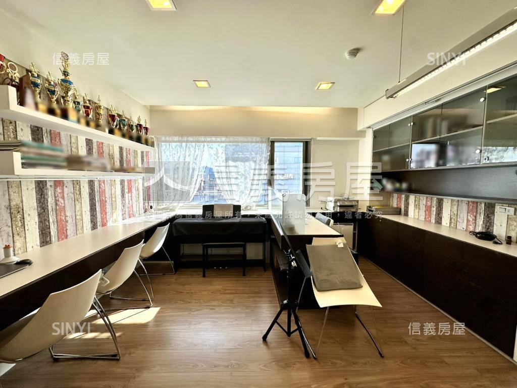 附小龍門低總設籍美套房房屋室內格局與周邊環境