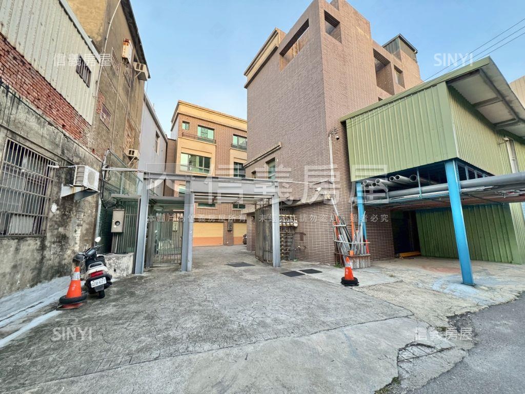 東大路邊間厝王社區透天房屋室內格局與周邊環境