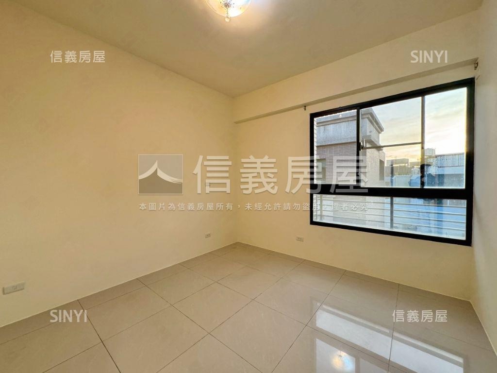 東大路邊間厝王社區透天房屋室內格局與周邊環境