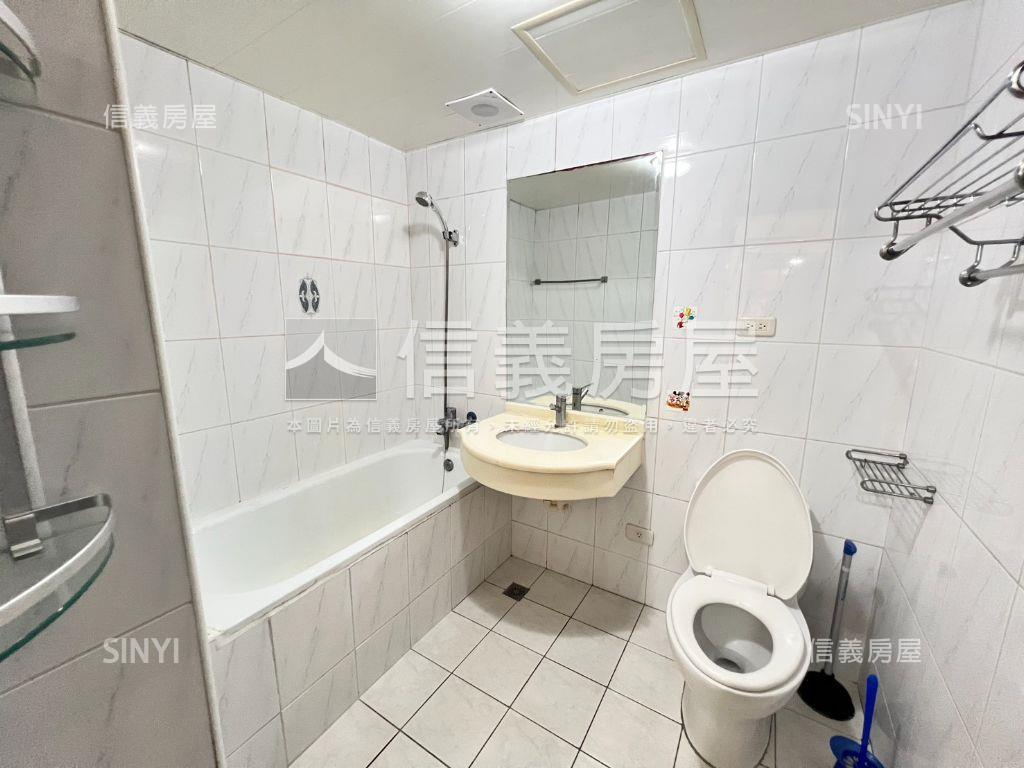 帝后高樓朝南三房車位房屋室內格局與周邊環境