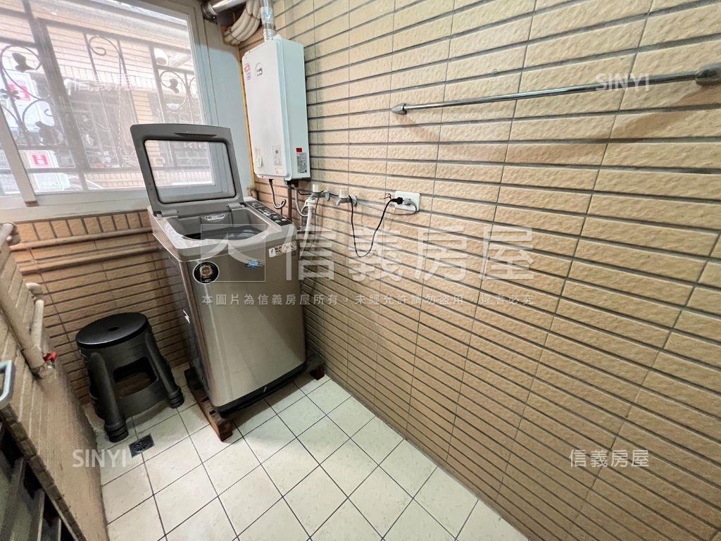 帝后高樓朝南三房車位房屋室內格局與周邊環境