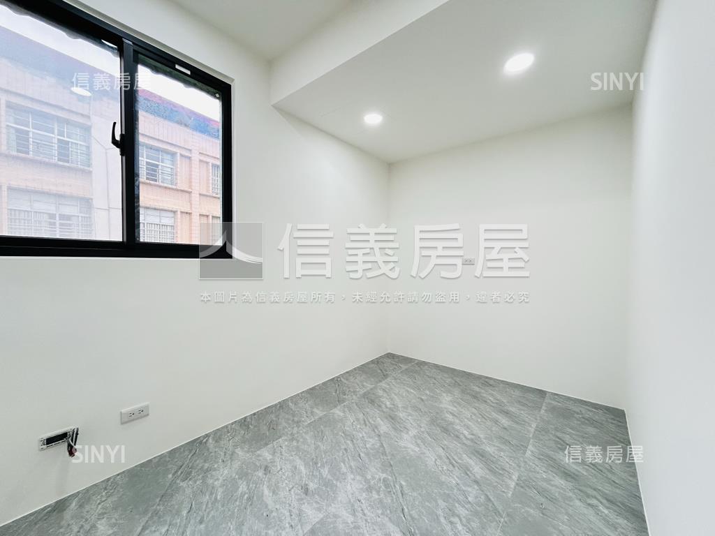 捷運寧靜方正三房房屋室內格局與周邊環境