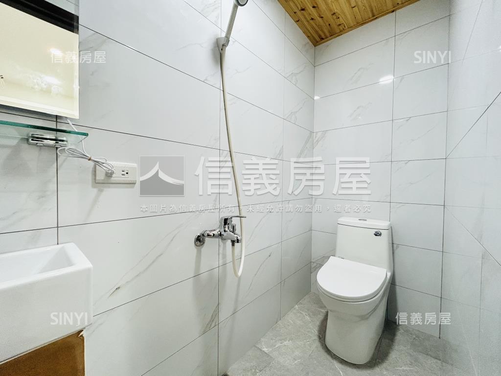 捷運寧靜方正三房房屋室內格局與周邊環境