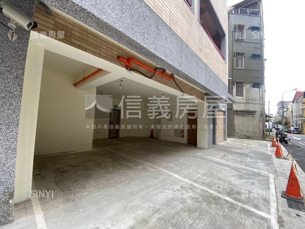 萬大一樓免爬高房屋室內格局與周邊環境