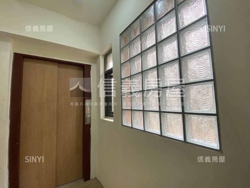 萬大一樓免爬高房屋室內格局與周邊環境