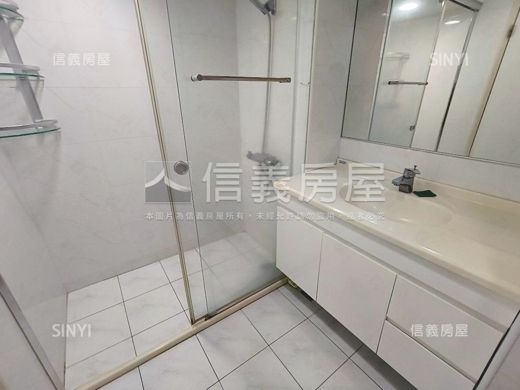 專任約冠德大湖公園家美宅房屋室內格局與周邊環境