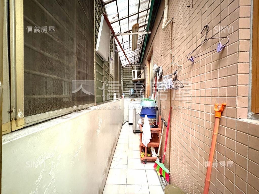 統領大世界３房車位房屋室內格局與周邊環境