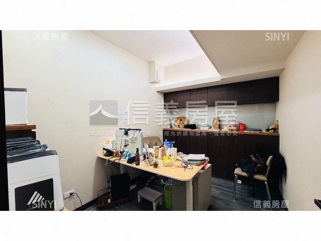 大稻埕捷運旁三角窗２樓房屋室內格局與周邊環境