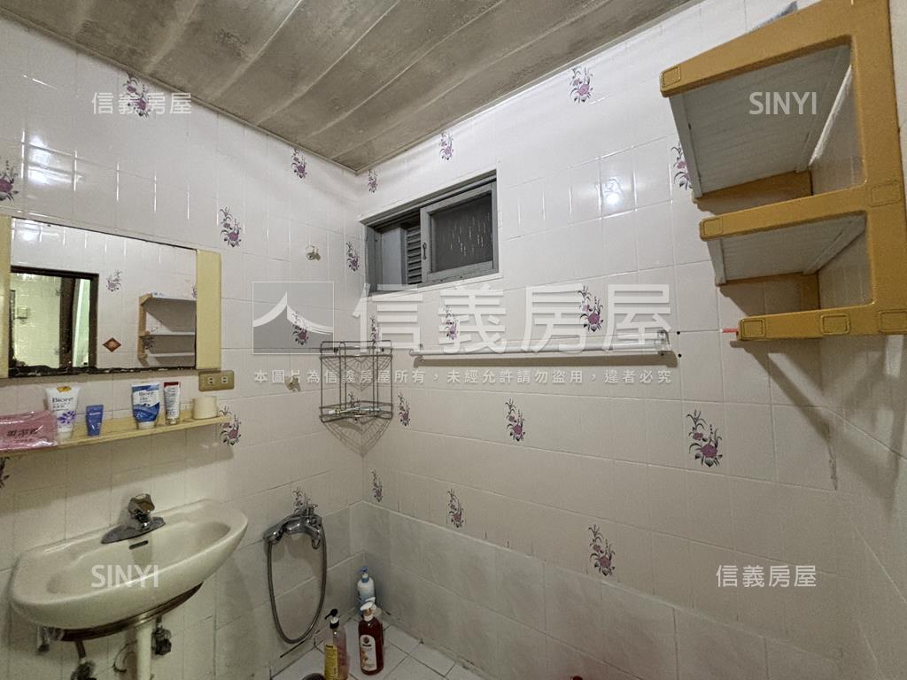 愛群國小｜公寓３樓＋４樓房屋室內格局與周邊環境