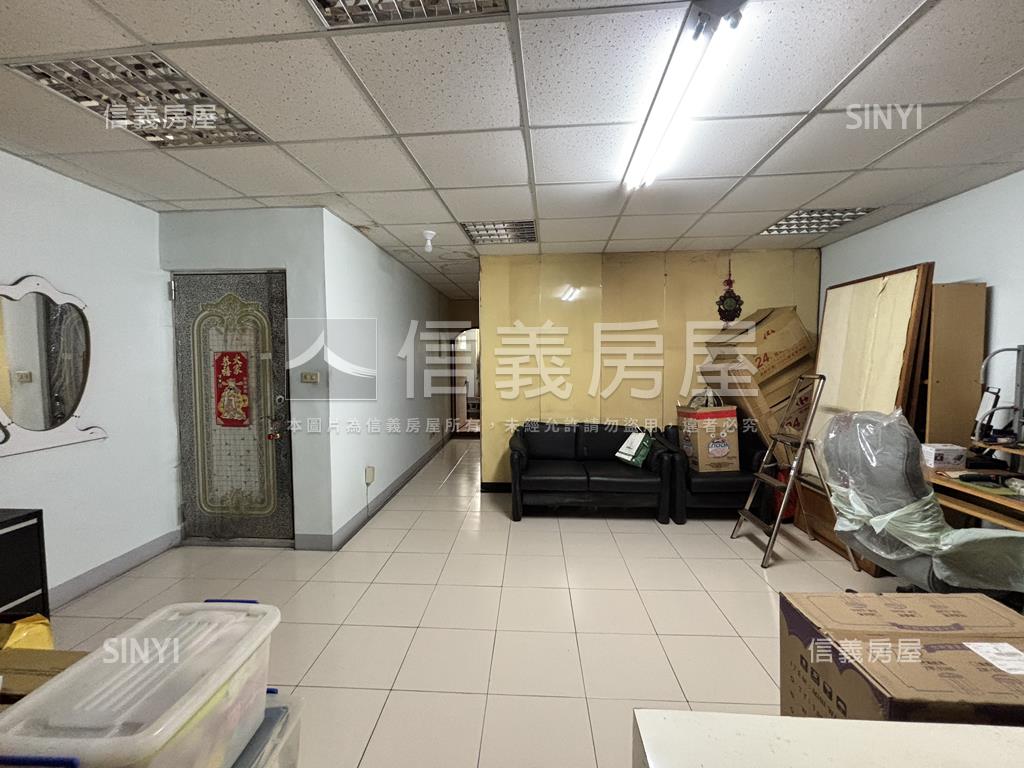 愛群國小｜公寓３樓＋４樓房屋室內格局與周邊環境