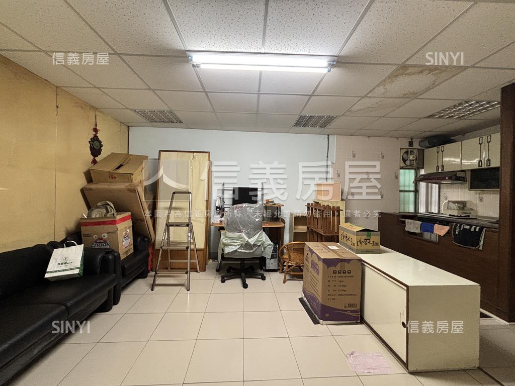 愛群國小｜公寓３樓＋４樓房屋室內格局與周邊環境