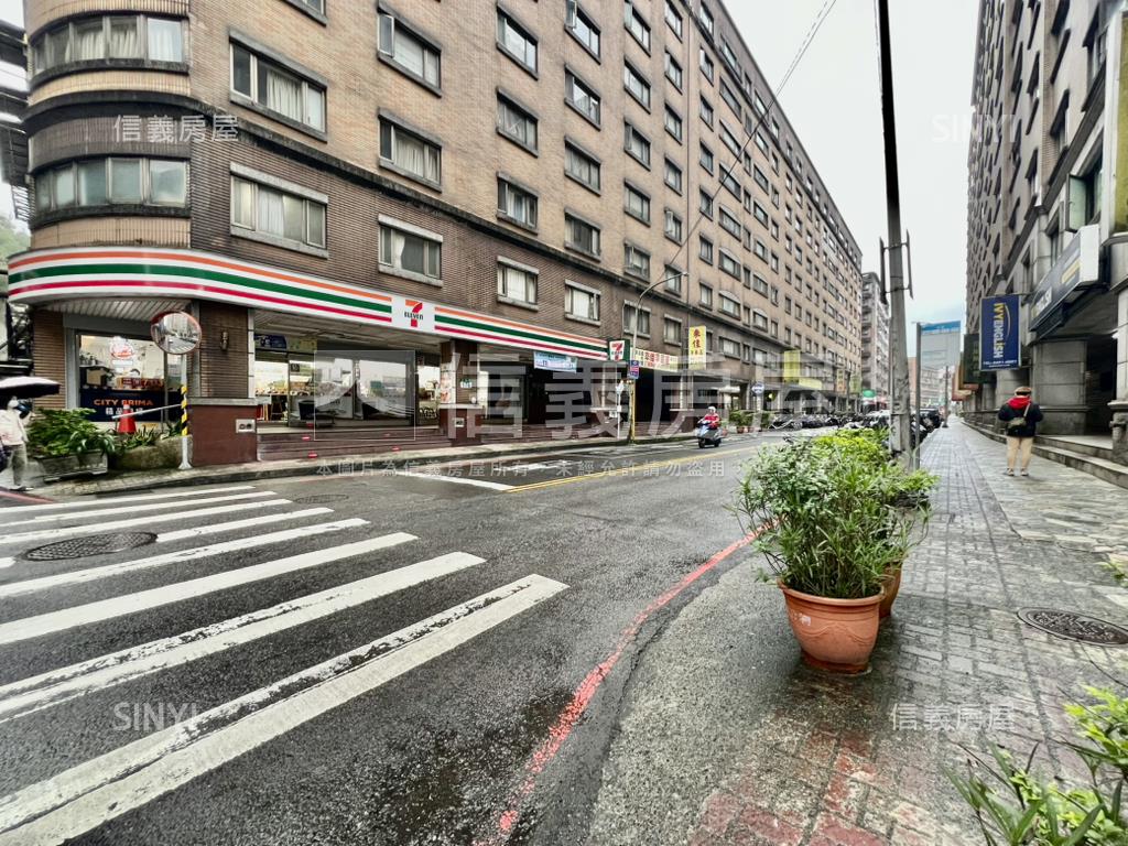 仁愛路大國民低總價店面房屋室內格局與周邊環境