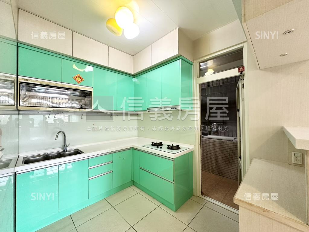 新埔三樓方正溫馨屋房屋室內格局與周邊環境