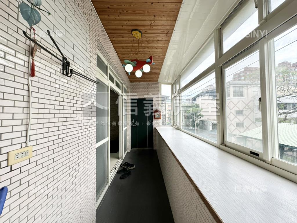 新埔三樓方正溫馨屋房屋室內格局與周邊環境