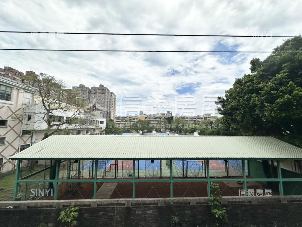 新埔三樓方正溫馨屋房屋室內格局與周邊環境