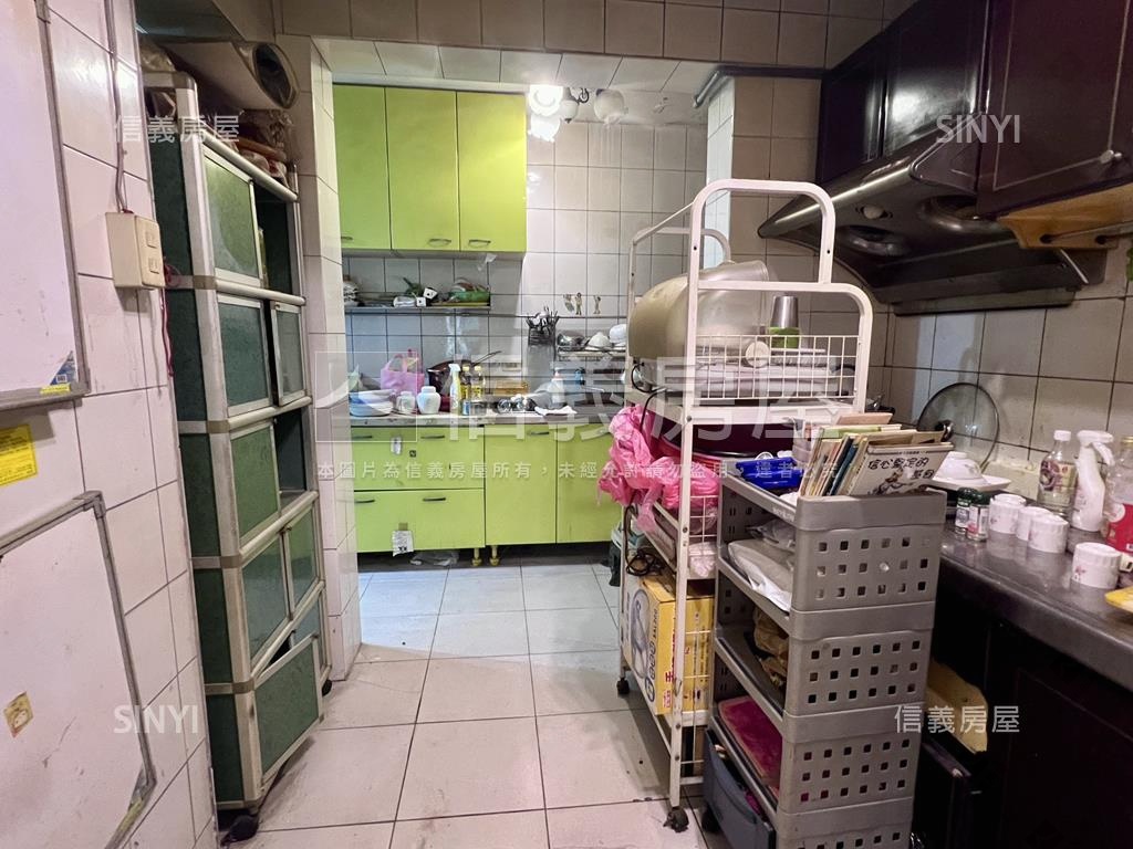 皇第別墅１－３樓房屋室內格局與周邊環境